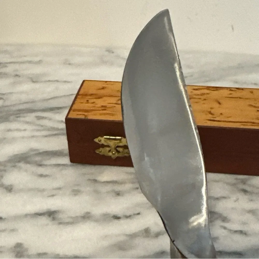 Walton railroad spike Knife in Wooden presentation Box #64 NIB NEW